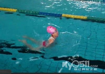 成人游泳女老师视频,揭秘成人游泳女老师的教学风采