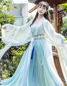 成人古风女装红裙视频