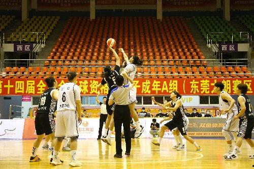 成人比赛正版篮球视频,激情对决！篮球盛宴再现巅峰对决精彩瞬间